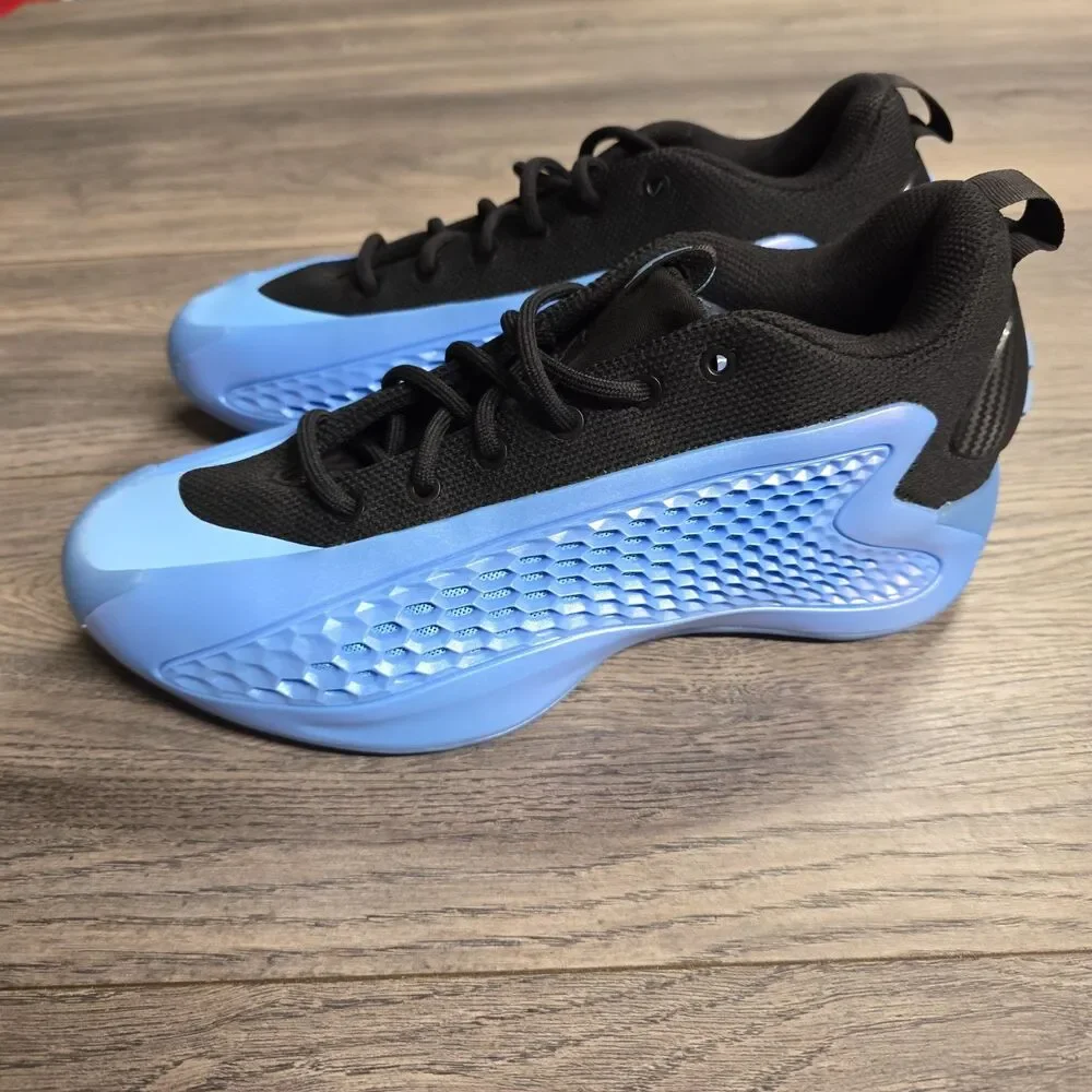 Anthony Edward’s 1 Lows Nicks Gift Shoes Size 6